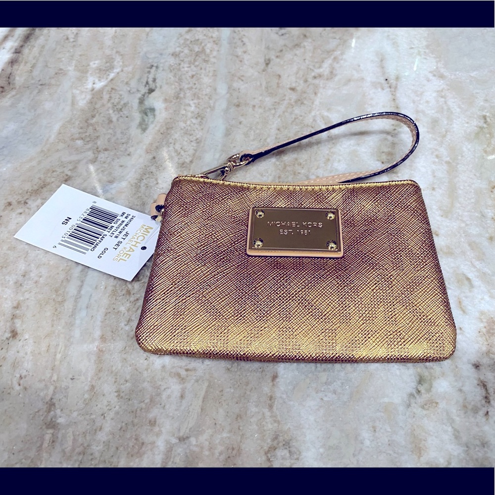 NWT Michael Kors Jet Set Gold Wristlet